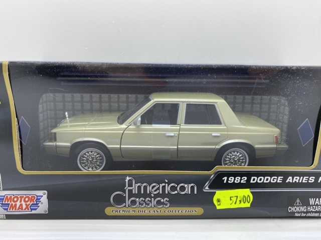 Macheta-metal-Dodge-Aries-K-auriu-124_5835__23998.1711102344.1280.1280.jpg aa808cd3a61413bc61d69a2c9194da5e