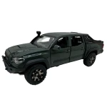 Macheta Toyota Tacom 1/32 sunet lumini deschide usile si capotele