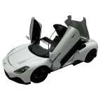 Macheta Maserati MC20 alb 1:32 replica metal lumini si sunete usi capota portbagaj deschise