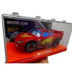Macheta metalica Fulger McQueen 1:28 cu lumini si sunete model de colectie