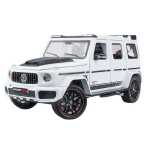 Macheta Mercedes G-Class Brabus 1:18 cu lumini sunete – model premium