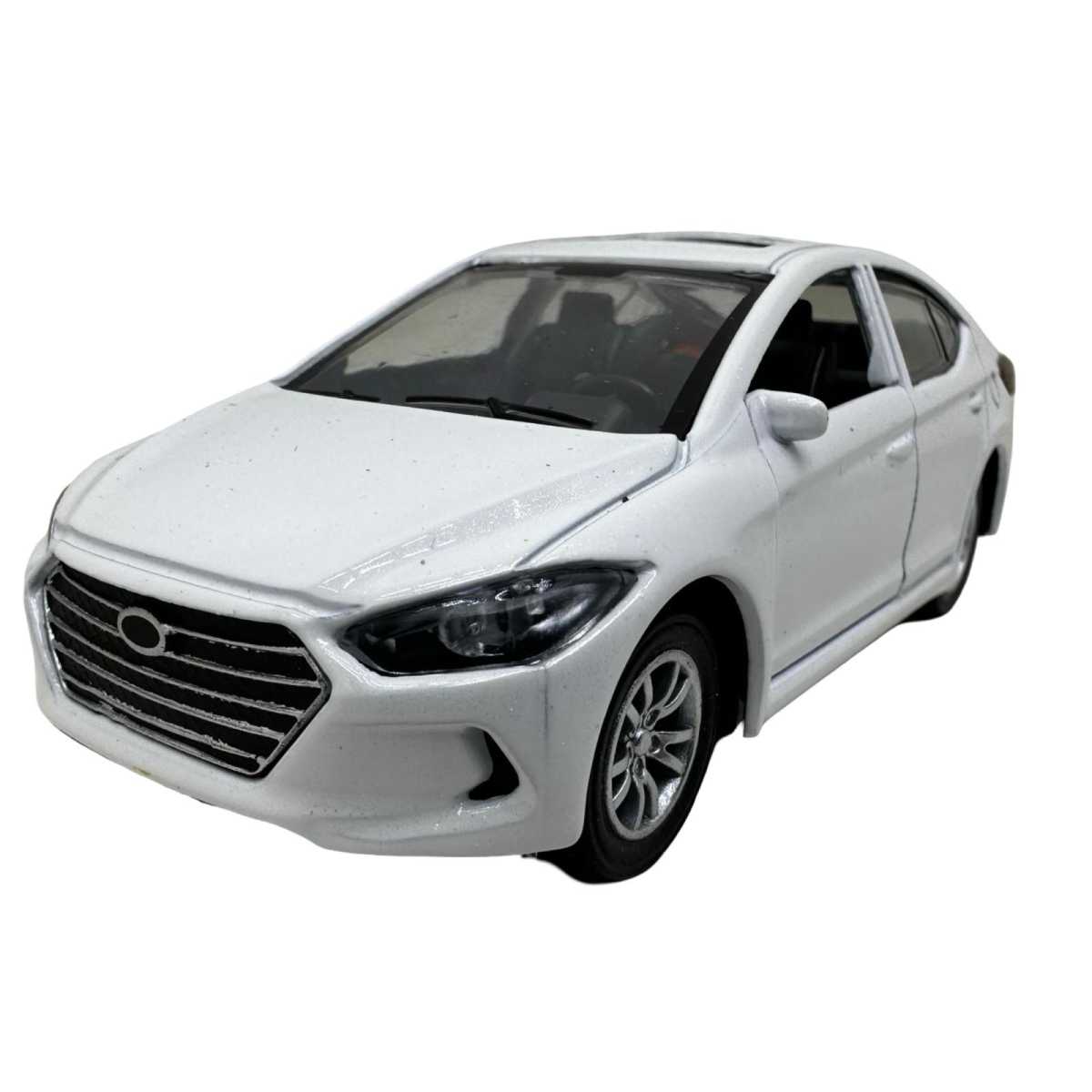 Macheta Hyundai Elantra Alb 1:32 Replica Metal Lumini Si Sunete