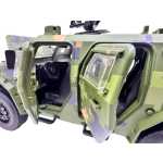 Macheta Tab transportor Militar Camuflaj cu Sunete si Lumini, Accesorii Detasabile, usi deschise, scara 1:24 - imagine 15