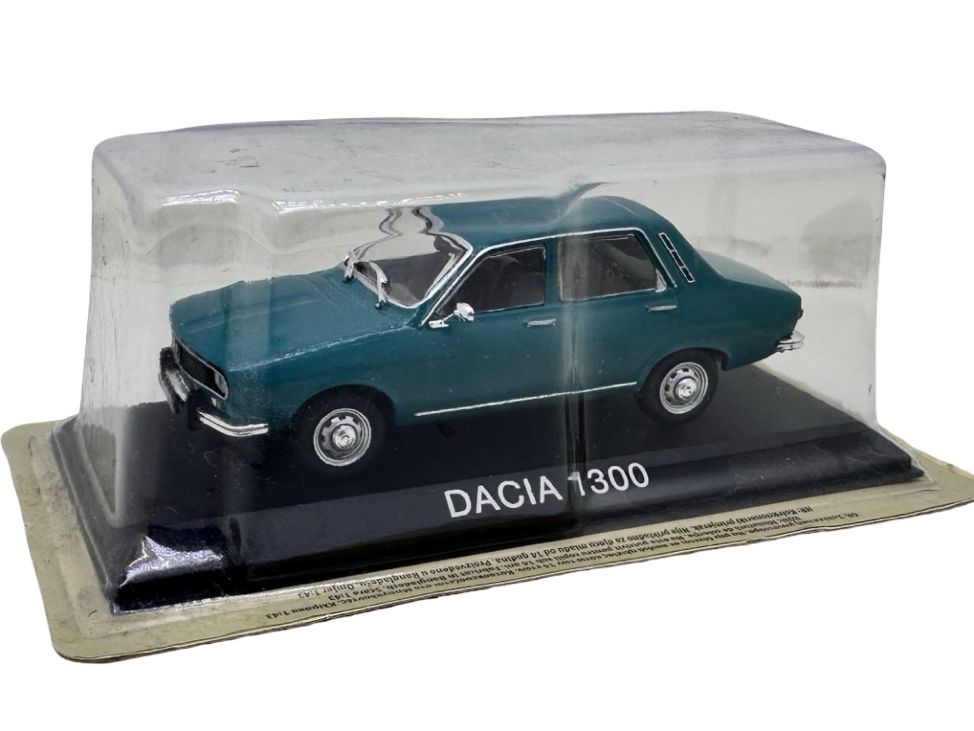 pixelcut_13-6 Macheta Dacia 1300 verde 1:43 - imagine 1