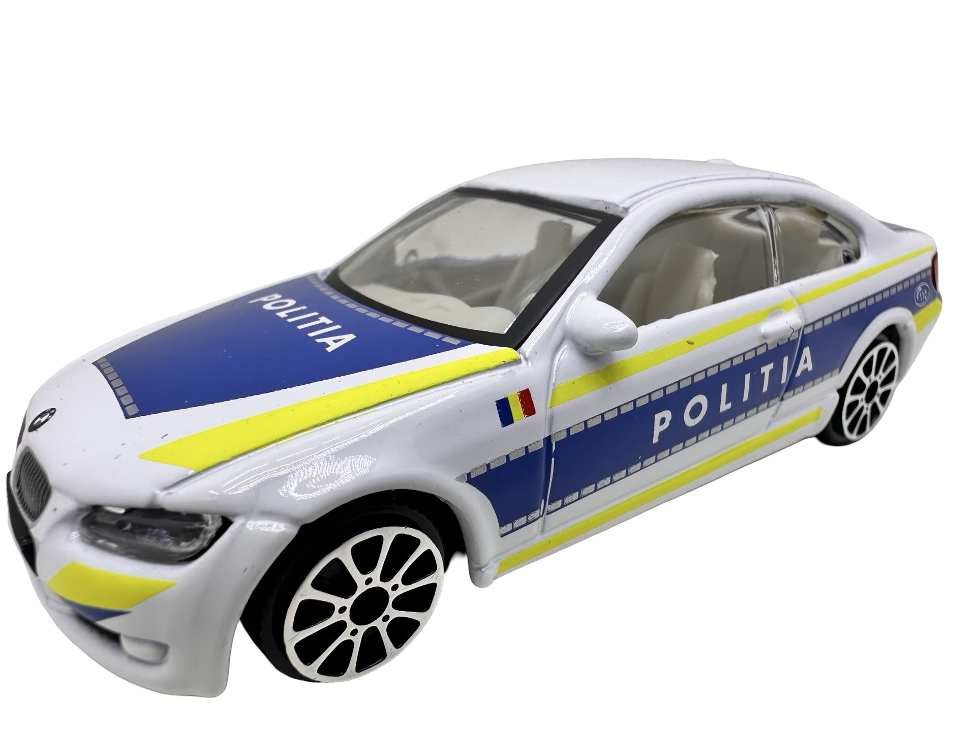 pixelcut_38-3 Macheta politie BMW seria 3 330i Bburago 1:43 - imagine 1