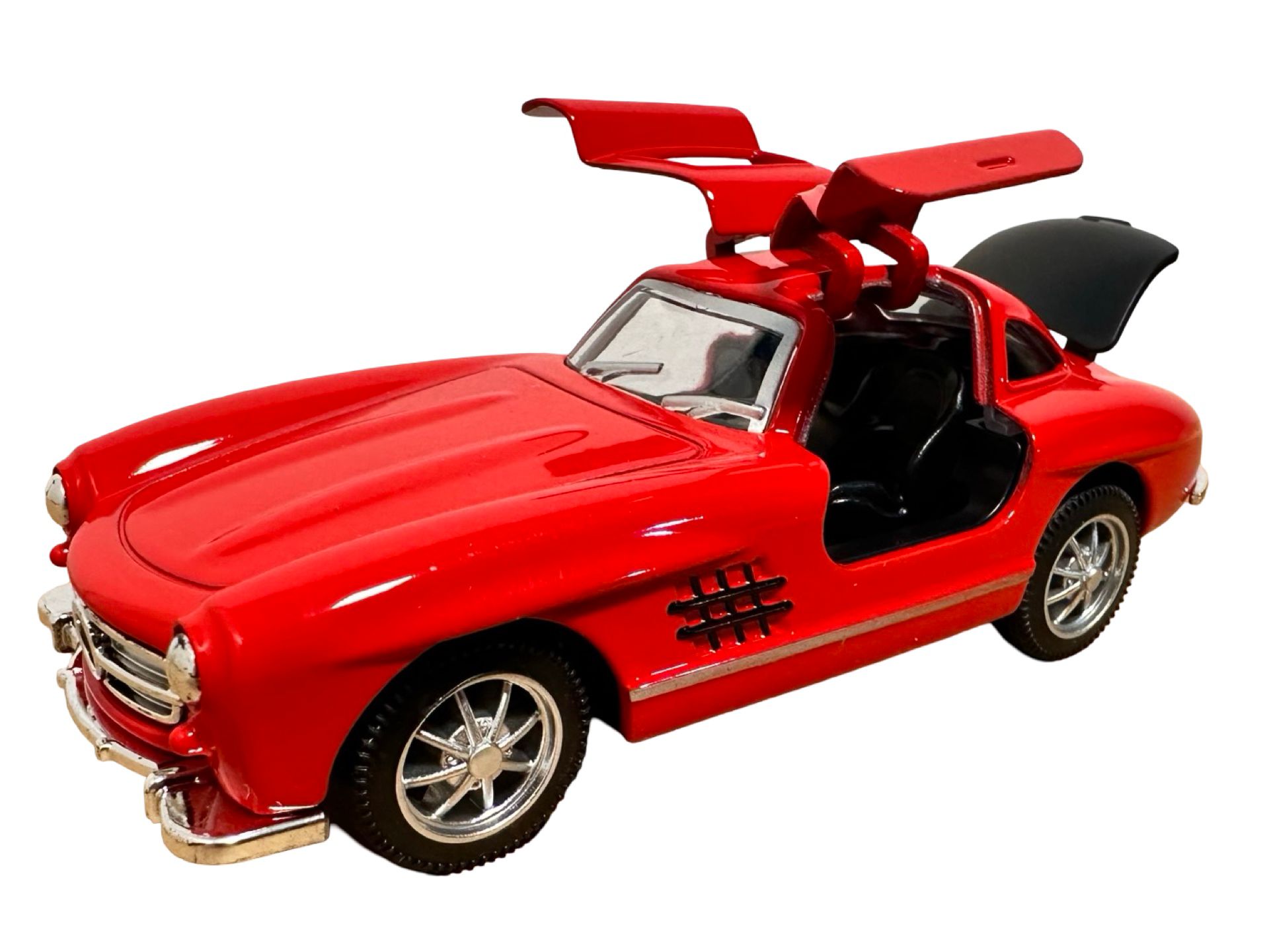 WhatsApp Image 2026-01-05 at 21.22.50 (4) Macheta metal Mercedes clasica rosie 1:43 cu sunete si lumini
