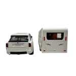 Macheta Rolls Royce Cullinan alb cu rulota scara 1:20 cu sunete lumini deschide usile si capotele - imagine 18