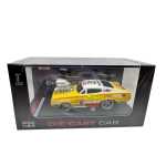 Macheta Dodge Charger 1966 1:64 replica metal anvelope cauciuc detalii motor galben