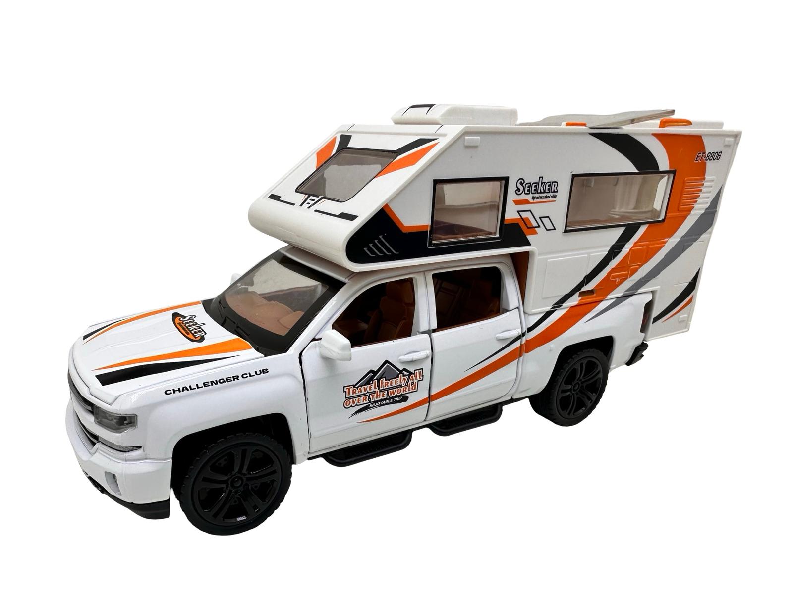 WhatsApp Image 2026-01-22 at 13.55.00 (4) Macheta Camping Car Autorulota alba 1:32 metal si plastic cu sunete si lumini deschide usile si capota