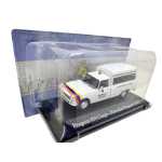 Macheta Peugeot 404 Cargo 1980 1:43 alb replica metal die-cast
