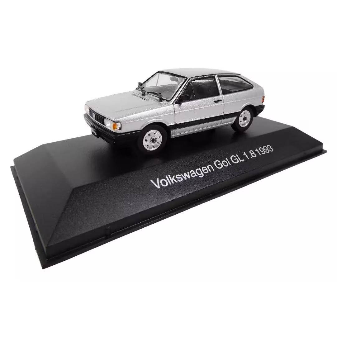 WhatsApp Image 2026-02-21 at 20.39.14 (2) Macheta 1993 Volkswagen Gol Argintiu 1:43 replica metal