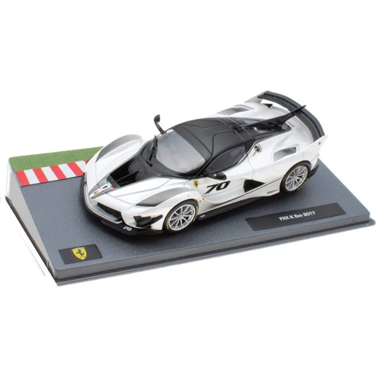 Macheta Ferrari FXX K Evo 2017 scara 1:43