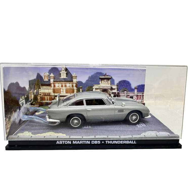 Macheta Aston Martin DB5 Thunderball scara 1:43