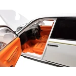 Macheta Rolls Royce Cullinan alb 1:24 replica metal lumini si sunete usi capota si portbagaj deschise - imagine 13