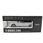 Macheta Rolls Royce Cullinan alb 1:24 replica metal lumini si sunete usi capota si portbagaj deschise - imagine 21