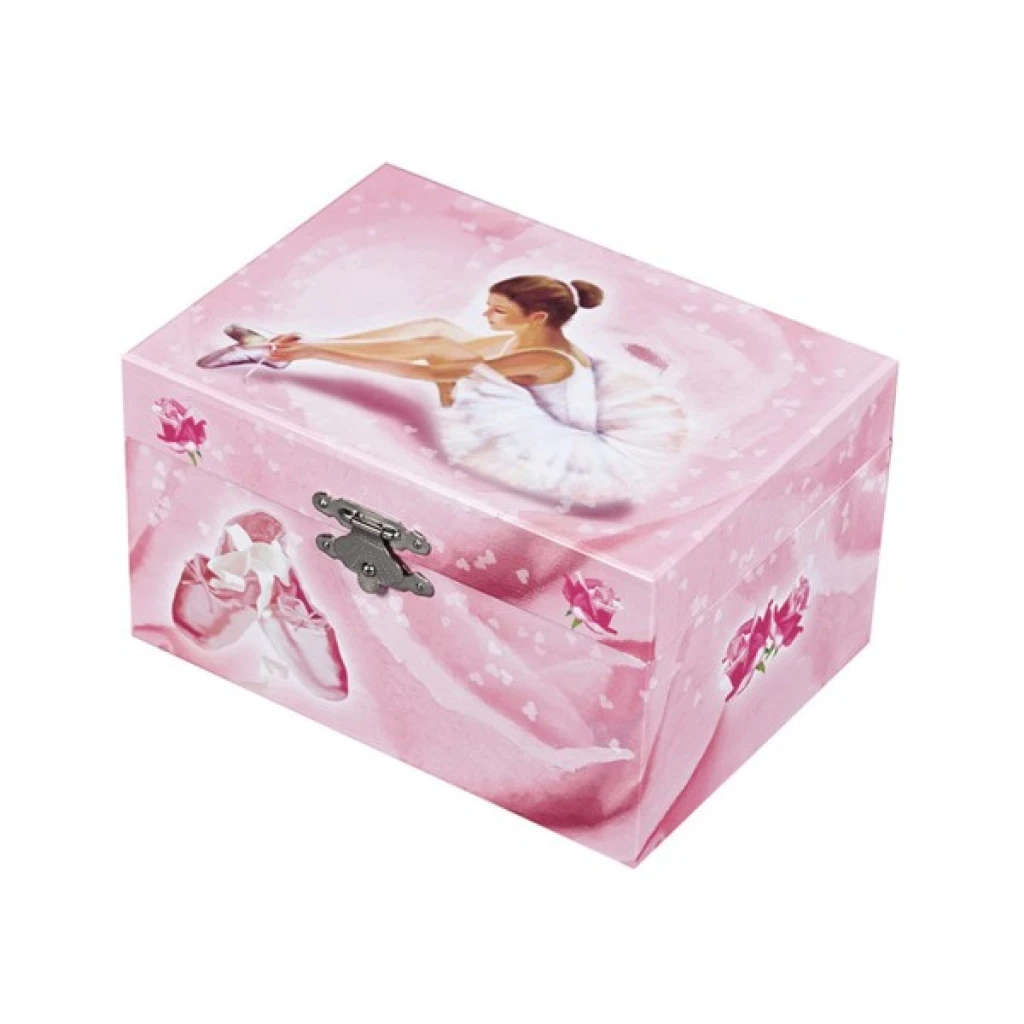 Redescopera gratia dansului clasic cu o piesa magica! Aceasta cutie muzicala eleganta este un obiect de colectie atemporal, special conceput pentru a pastra bijuteriile si amintirile intr-un mod poetic. Decorata cu ilustratii delicate ce infatiseaza o balerina in pasi de dans si motive florale, caseta aduce o atmosfera de basm in orice camera. Caracteristici principale: Mecanism Muzical: Dupa deschiderea capacului, o figurina balerina prinde viata si se roteste pe faimoasa melodie Swann Lake (Lacul Lebedelor), reflectandu-se in oglinda interioara. Design Rafinat: Exteriorul este imbracat in nuante calde de roz, cu o grafica deosebita ce evoca finetea baletului clasic, iar interiorul este captusit pentru protectia accesoriilor. Detalii Traditionale: Functioneaza prin rotirea unei cheite metalice (mecanism clockwork) pozitionata pe spatele casetei, neavand nevoie de baterii. Calitate Superioara: Construita din carton rigid foarte rezistent si finisata cu o inchizatoare metalica robusta cu aspect vintage. Specificatii Tehnice: Dimensiuni: 15 cm (lungime) x 10.5 cm (latime) x 8 cm (inaltime). Melodie: Swann Lake (Lacul Lebedelor). Material: Carton dur rezistent si componente mecanice metalice. Tema: Balerina / Balet clasic. De ce sa alegi aceasta caseta? Este mai mult decat un simplu obiect de depozitare; este o mica scena de teatru care prinde viata la fiecare deschidere. Melodia emblematica a lui Ceaikovski si miscarea balerinei creeaza o experienta nostalgica perfecta pentru persoanele care iubesc arta si frumosul. Nota: Recomandata pentru colectionari sau pentru depozitarea bijuteriilor fine. Mecanismul este durabil si usor de actionat manual.