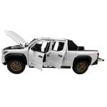 Macheta Toyota Tacoma 1:24 replica metal alba lumini si sunete usi si capota functionale - imagine 11