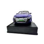 Macheta Audi e-tron GT albastru 1:32 metal die-cast lumini si sunete usi capota si portbagaj deschise - imagine 4