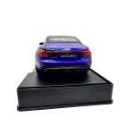 Macheta Audi e-tron GT albastru 1:32 metal die-cast lumini si sunete usi capota si portbagaj deschise - imagine 10