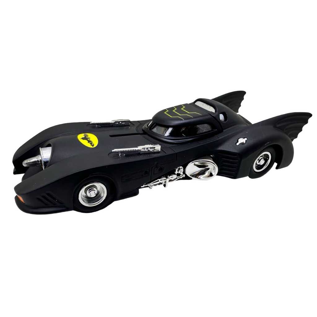 Macheta Batmobil Justice Warrior Classic Concept Car metal lumini si sunete 1:38