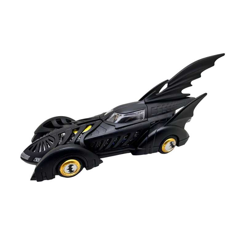 Macheta Batmobil The Dark Knight 1:43 metal cu sunet lumini si resort 1:38