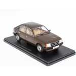Macheta Opel Kadett D 1.3 1979 1:24 replica metal usi deschise - imagine 5