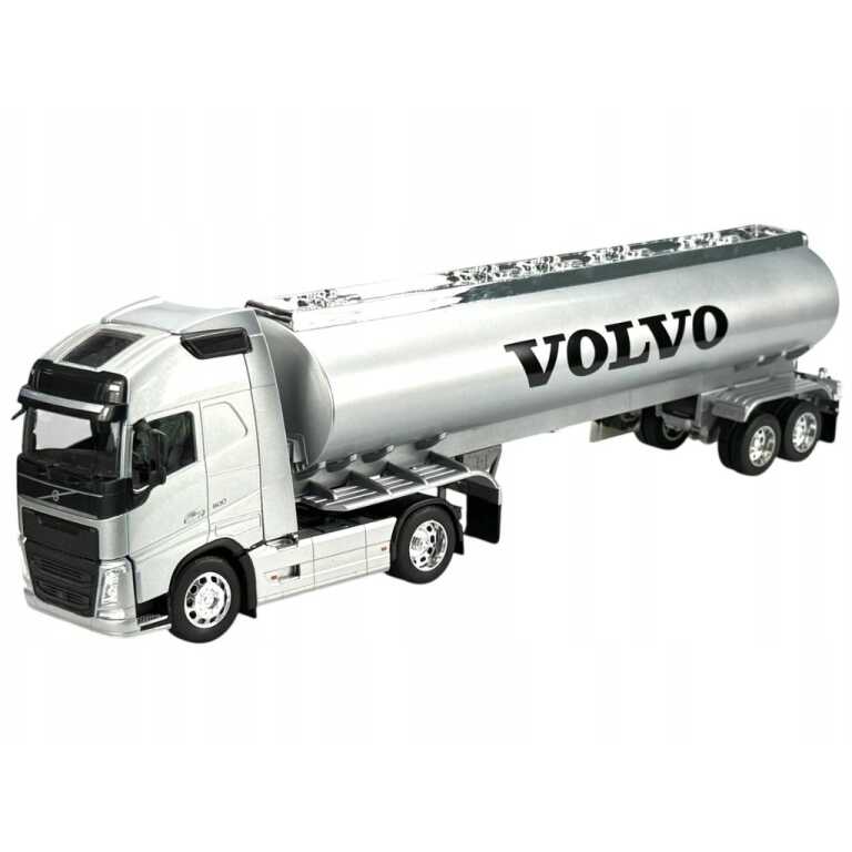 Macheta Cap Tir Volvo FH 4x2 cu cisterna 1:32 replica metal argintiu