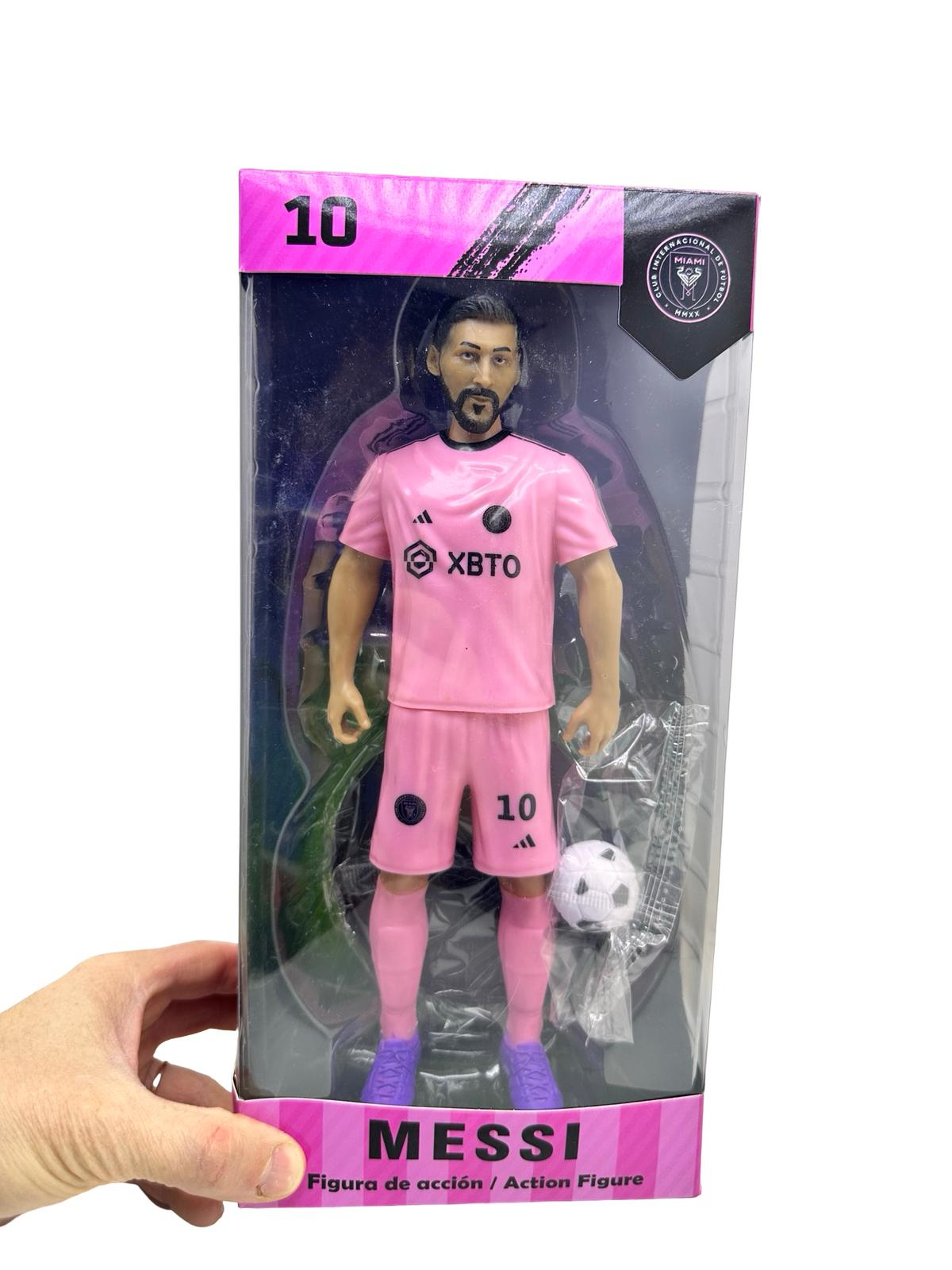 WhatsApp Image 2026-04-30 at 12.40.46 (2) Figurina Messi fotbalist 22 cm echipament Inter Miami cu accesorii