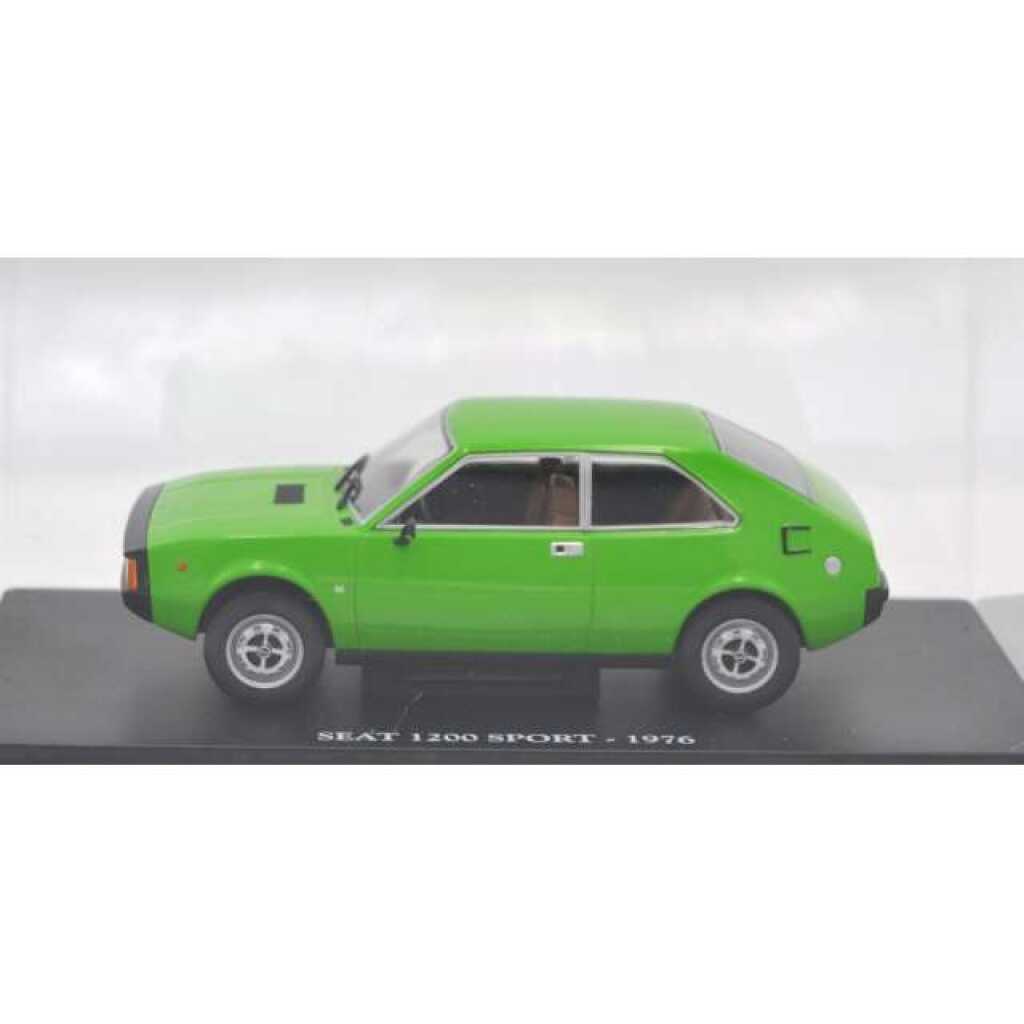 Macheta 1976 Seat 1200 Sport 1:24 replica metal Verde