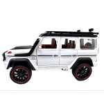 Macheta Mercedes G Class alb AMG 1:22 replica metal alba lumini sunete si efect fum - imagine 3
