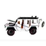 Macheta Mercedes G Class alb AMG 1:22 replica metal alba lumini sunete si efect fum - imagine 11