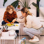 Smart Games Smart Dog joc de logica cu 60 de provocari 7+ ani editie internationala - imagine 4