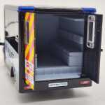 Macheta Mercedes Sprinter Police negru 1:46 replica metal Welly usi deschise cu resort