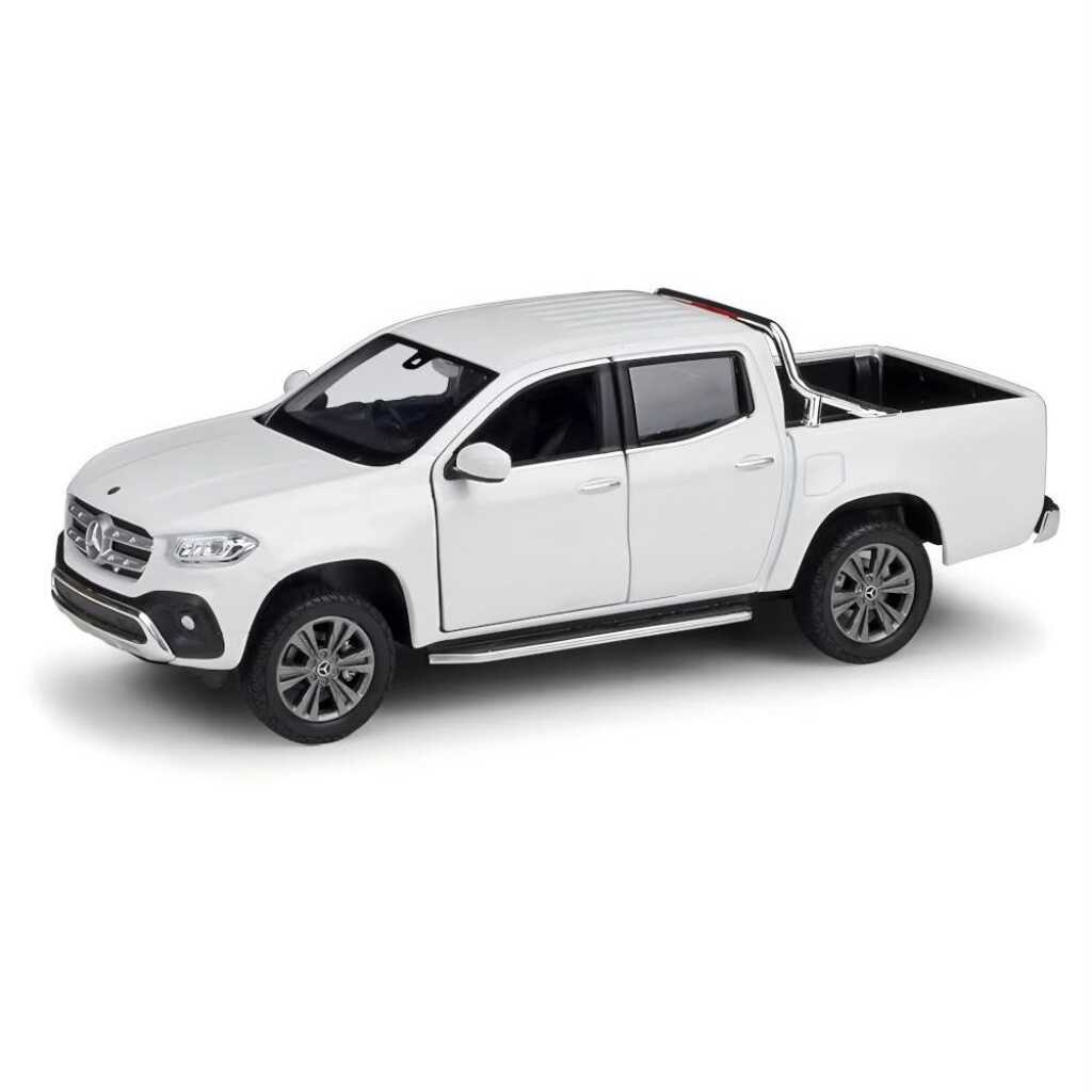 Macheta Mercedes benz x-class scara 1/24 alb