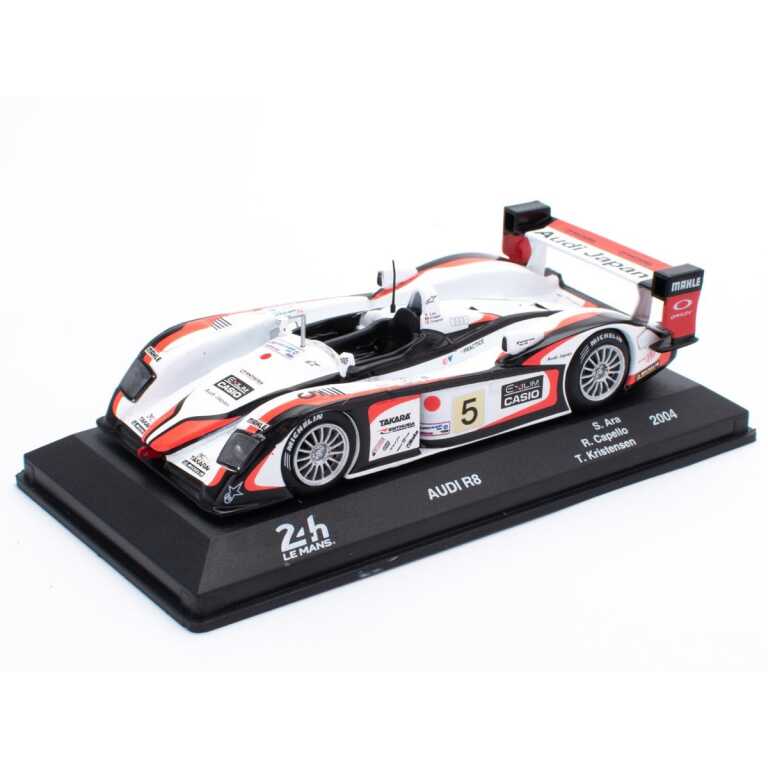 Macheta Audi R8 #5 24h LeMans scara 1/43 alb rosu si negru