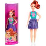 Papusa Barbie Fashionistas cu tinuta sport fusta plisata si par roscat Mattel
