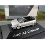 Macheta auto Audi TT Roadster scara 1:87 argintiu ambalaj reprezentanta