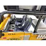 Machetă Land Rover Defender Camel Trophy 1:24 cu accesorii sunet lumini claxon și capotă funcțională - imagine 11