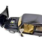 Machetă auto BMW 2002 Tii negru scara 1:24 lumini și sunete claxon volan deschide usile si capotele - imagine 16