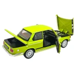 Machetă auto BMW 2002 Tii galben scara 1:24 lumini și sunete claxon volan deschide usile si capotele - imagine 12