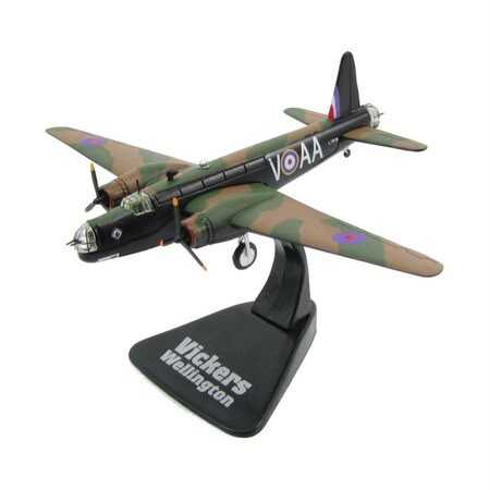 WhatsApp Image 2026-09-09 at 11.15.02 (2) Macheta avion metal de vanatoare Vickers Wellington 1938 RAF scara 1:144 - imagine 1