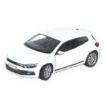 Macheta metal Volkswagen Scirocco alba Welly 1:24 deschide usile si capota