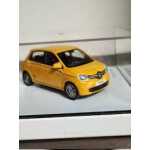 Macheta Renault Twingo galbena cu vitrina 1:43