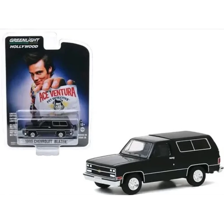 Macheta Chevrolet Blazer 1989 Ace Ventura 1:64 GreenLight