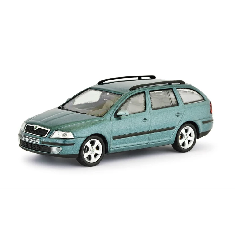Macheta Skoda Octavia Combi 1:43 verde metalizat