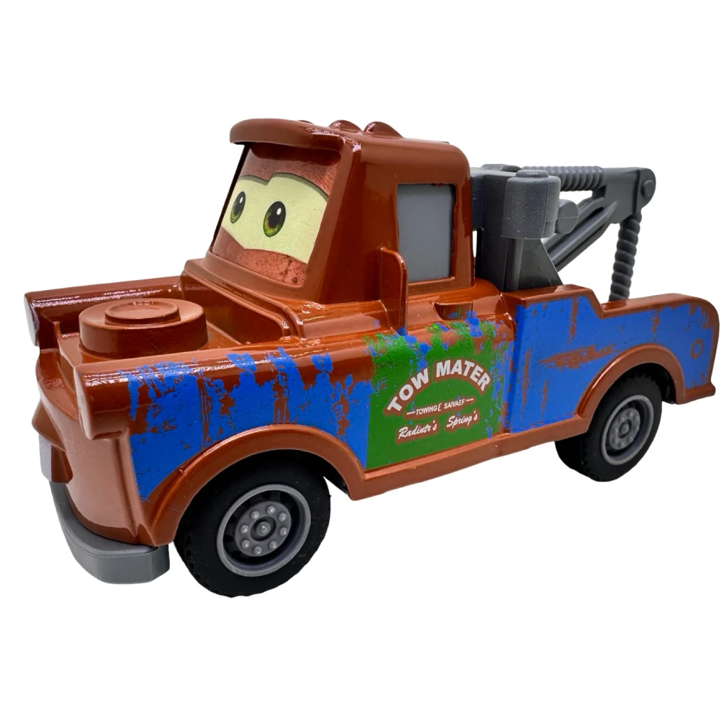 Macheta metalica de tractari Bucsa din Cars 10 cm